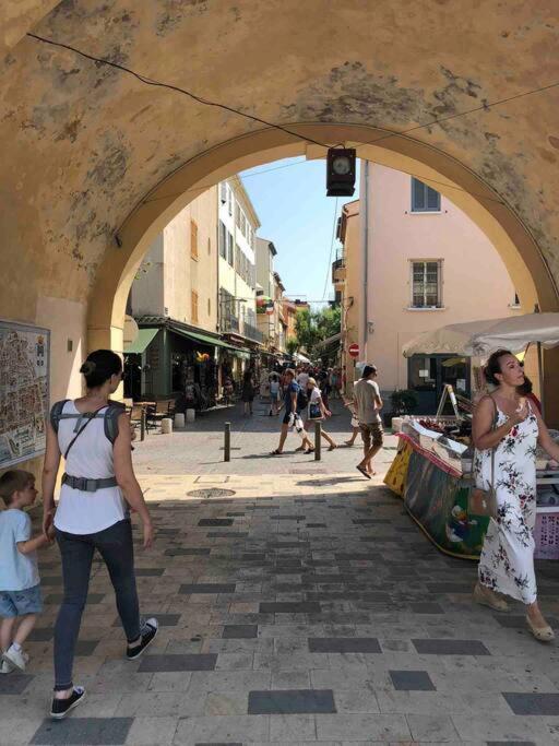Old Antibes, One Bed App, In Front Of The Port!公寓 外观 照片